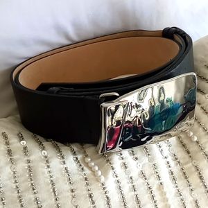 Chico's Size Medium / Large Black Leather Silver Buckle Adjustable Waist Belt